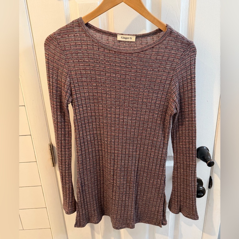 Ginger G Women's Textured Long Sleeve Top